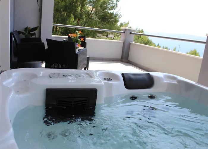 Relax سيلينا